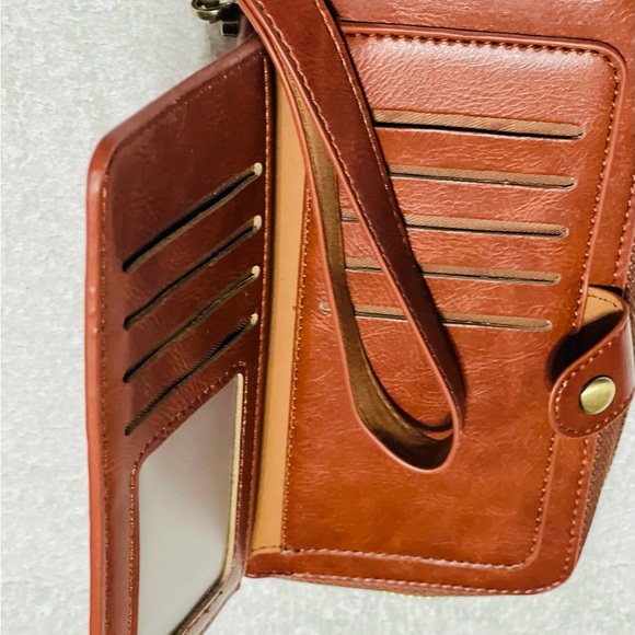 Leather Wristlet - tan - Picture 3 of 4